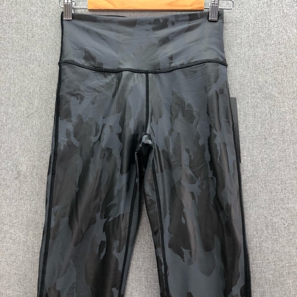 Mono B Camo Holographic Microdot Foil High-waist Leggings Size S - Picture 3 of 12
